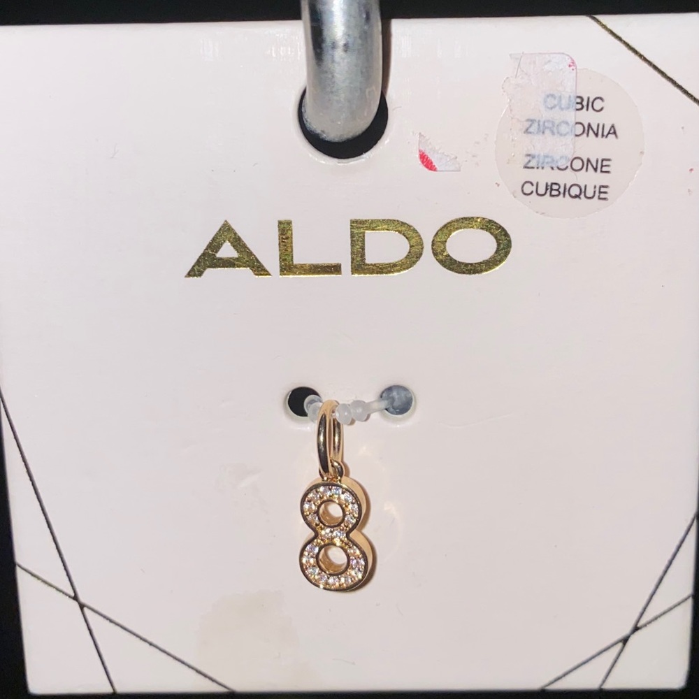 Gold Number “8” Pendant By ALDO